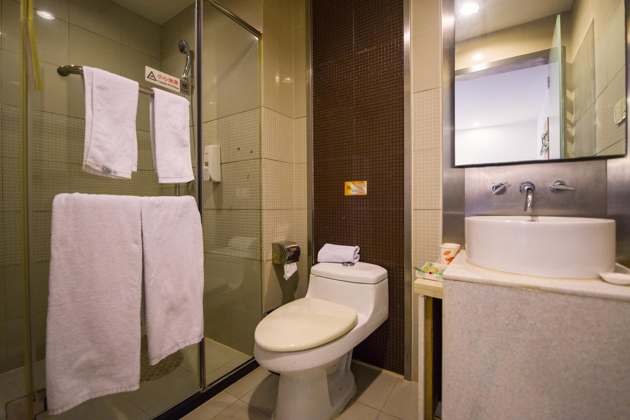 Motel Shanghai Pudong Avenue Yangpu Bridge Exterior foto